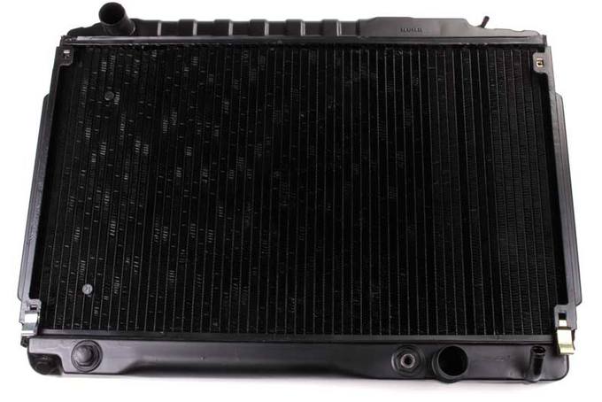 Mercedes Radiator (Auto Trans) 2045004303 - Behr 376749551